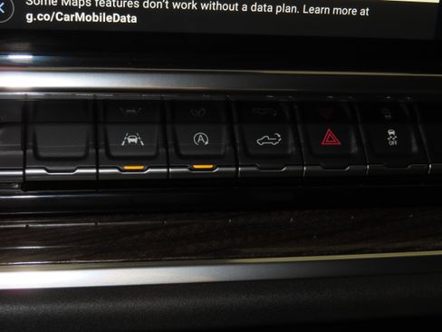 Used 2022 Chevrolet Silverado 1500 LT AWD/4WD image 36