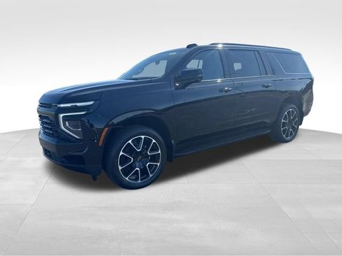 New 2026 Chevrolet Suburban RST w/ Comfort Package AWD/4WD image 1