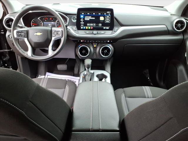 Used 2025 Chevrolet Blazer LT FWD image 37