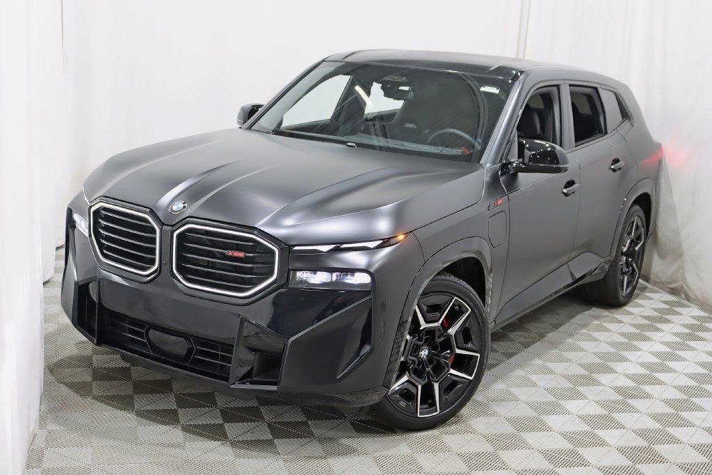 Used 2023 BMW XM AWD/4WD image 4