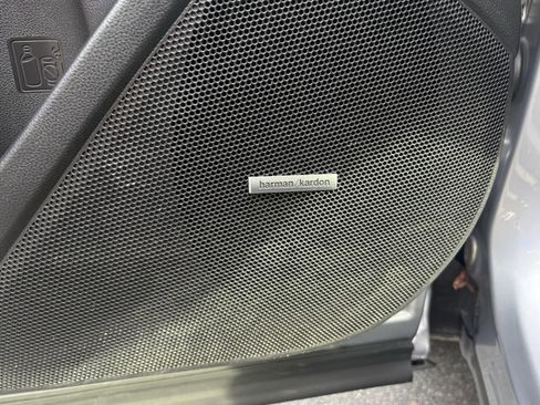 Used 2020 Subaru Forester Limited w/ Popular Package #3 image 17