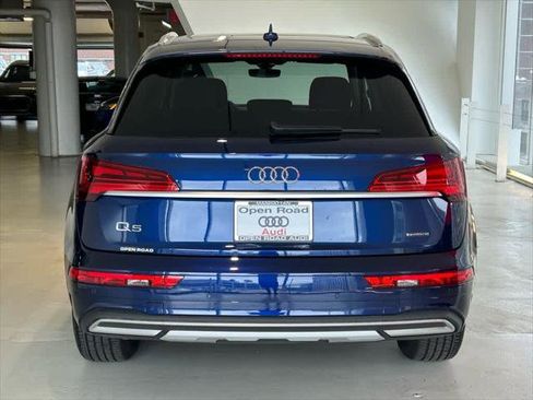 Certified 2025 Audi Q5 2.0T Premium Plus image 5