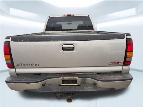 Used 2004 GMC Sierra 1500 Denali image 8