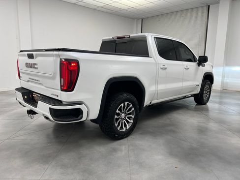 Used 2021 GMC Sierra 1500 AT4 w/ AT4 Value Package AWD/4WD image 9