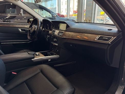 Used 2014 Mercedes-Benz E 350 Sport image 31