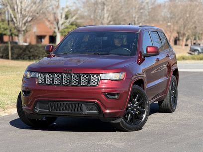 Used 2019 Jeep Grand Cherokee Altitude