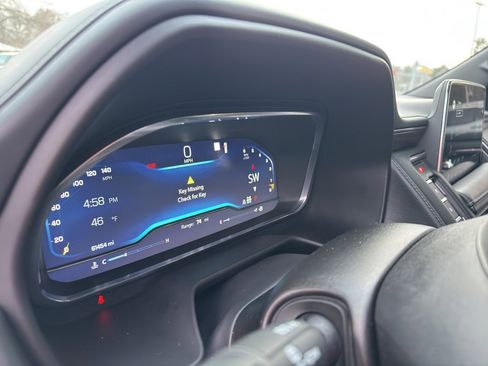 Used 2022 Chevrolet Tahoe Z71 image 16