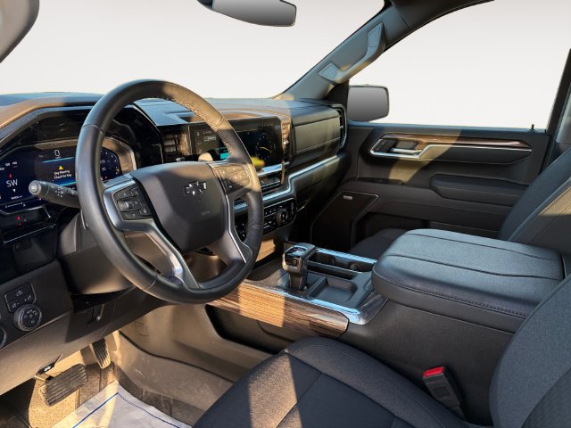 Used 2025 Chevrolet Silverado 1500 RST w/ All Star Edition Plus AWD/4WD image 11