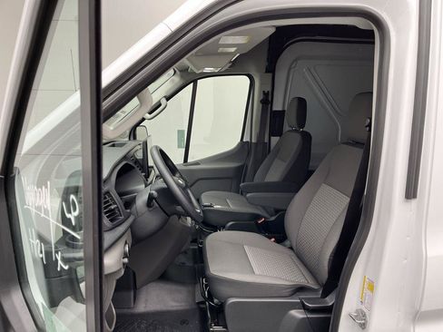 New 2026 Ford Transit 250 148 Medium Roof Extended AWD image 9