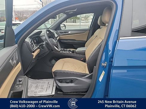 Certified 2025 Volkswagen Atlas Cross Sport SE image 14