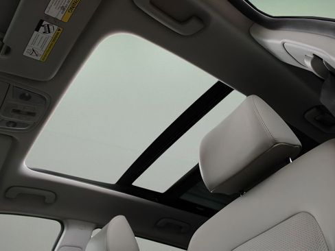 Used 2022 Kia Sportage EX w/ EX Technology Package image 34