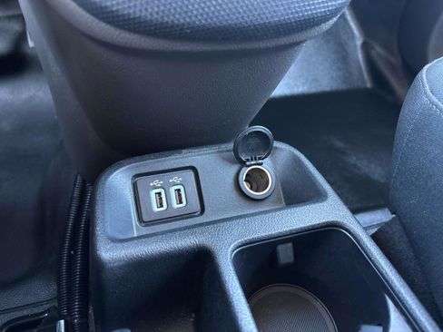 Used 2020 Ford Transit Connect XL image 21