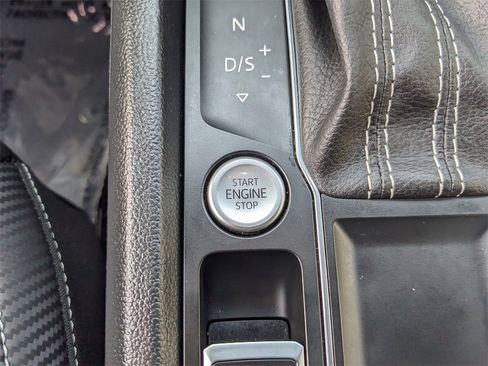 Certified 2023 Volkswagen Atlas Cross Sport SE w/ Panoramic Sunroof Package image 26