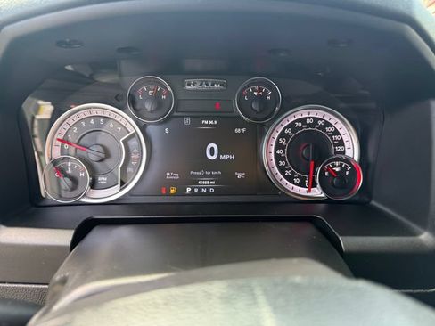 Used 2022 RAM 1500 Warlock w/ Ceramic Grey Warlock Package AWD/4WD image 14