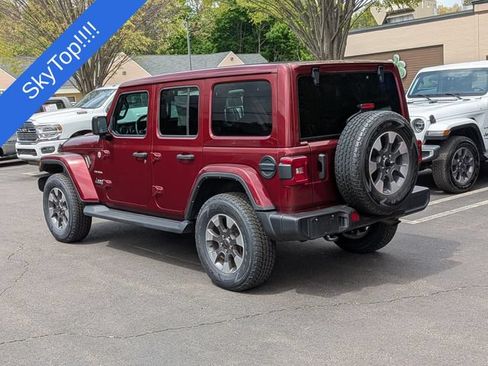 Used 2022 Jeep Wrangler Unlimited Sahara w/ LED Lighting Group AWD/4WD image 5
