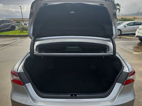 Used 2022 Toyota Camry LE image 20