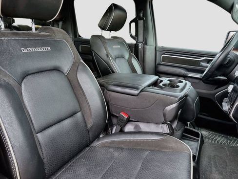 Used 2024 RAM 1500 Laramie AWD/4WD image 28