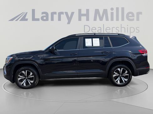 Certified 2024 Volkswagen Atlas SE AWD/4WD image 2