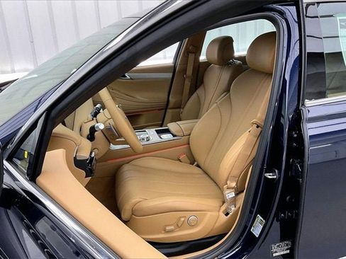 New 2026 Genesis G80 2.5T Advanced image 32