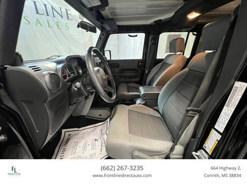 Used 2010 Jeep Wrangler Unlimited Sport RWD image 13