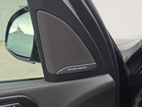 New 2026 BMW X7 M60i image 22