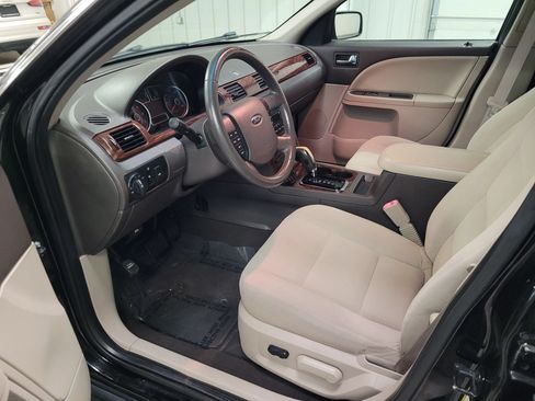 Used 2008 Ford Taurus SEL AWD/4WD image 25