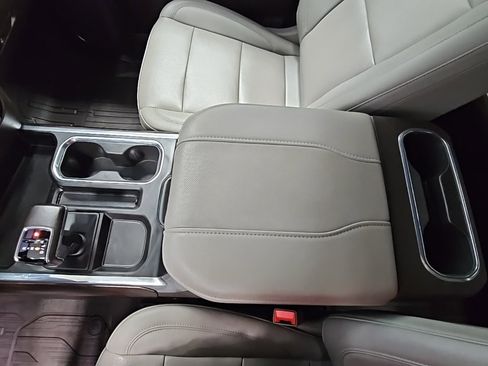 Used 2023 GMC Sierra 1500 SLT w/ SLT Premium Package image 23