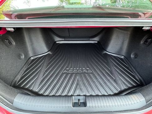 Certified 2023 Honda Accord EX image 29