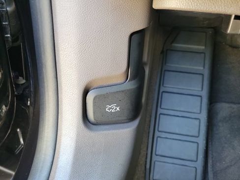 Certified 2023 Lincoln Corsair FWD image 13