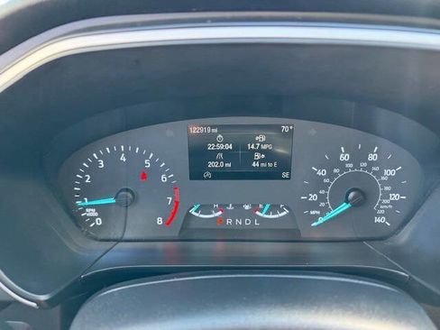 Used 2021 Ford Escape SE image 37