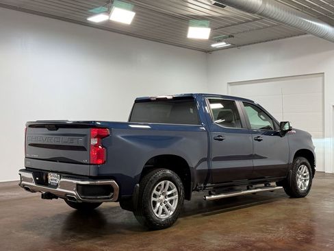 Used 2021 Chevrolet Silverado 1500 LT w/ Z71 Off-Road Package image 4