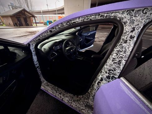 Used 2017 Chevrolet Cruze LT w/ Convenience Package image 48