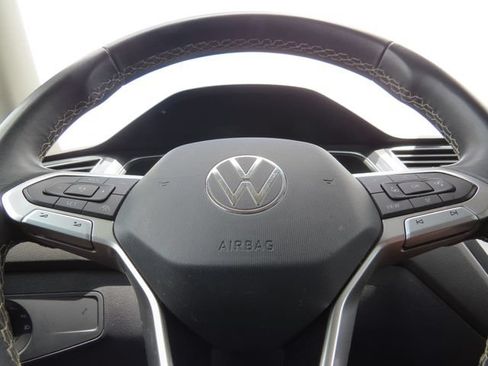 Used 2023 Volkswagen Tiguan S FWD image 15