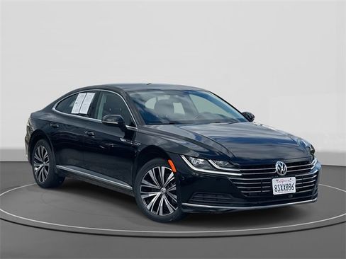 Used 2020 Volkswagen Arteon SE image 1