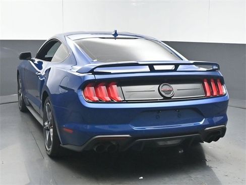 Used 2022 Ford Mustang GT Premium w/ Equipment Group 401A image 6