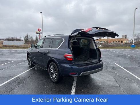 Used 2023 Nissan Armada Platinum image 11