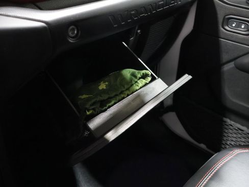 Certified 2022 Jeep Wrangler Rubicon w/ Cold Weather Group image 35