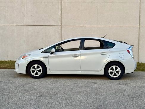 Used 2012 Toyota Prius Four FWD image 6