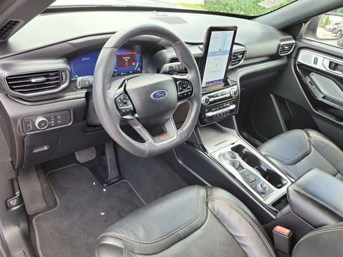 Used 2021 Ford Explorer ST w/ Equipment Group 401A AWD/4WD image 20