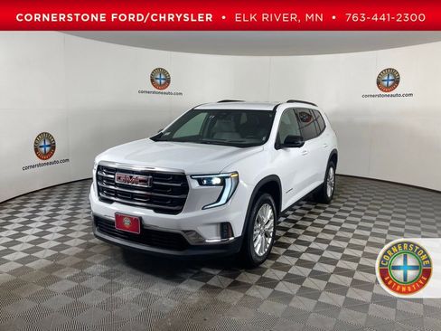 Used 2024 GMC Acadia Elevation image 1