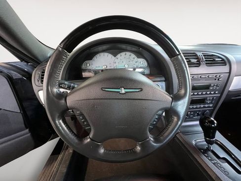 Used 2002 Ford Thunderbird RWD image 10