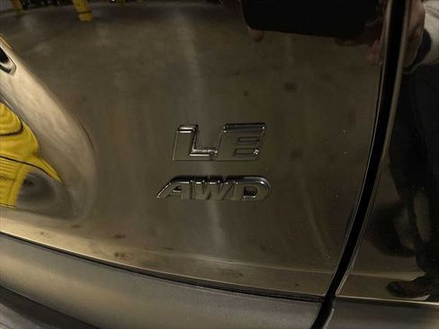 Certified 2022 Toyota RAV4 LE image 25