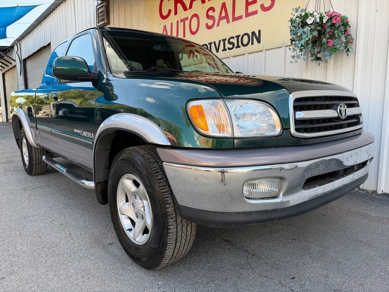 Used 2000 Toyota Tundra Limited RWD image 1