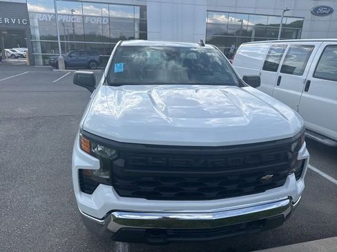 Used 2025 Chevrolet Silverado 1500 W/T RWD image 6
