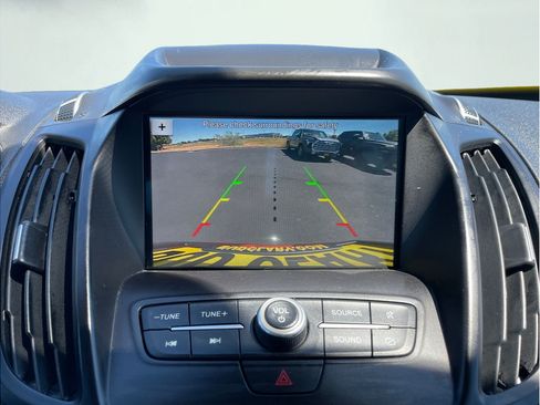 Used 2019 Ford Escape SE AWD/4WD image 9