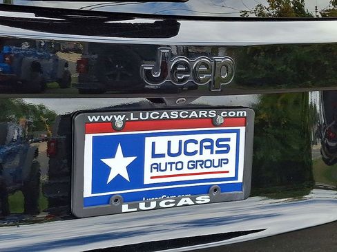 Certified 2023 Jeep Renegade Altitude image 32