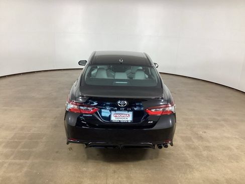 Used 2022 Toyota Camry SE FWD image 7