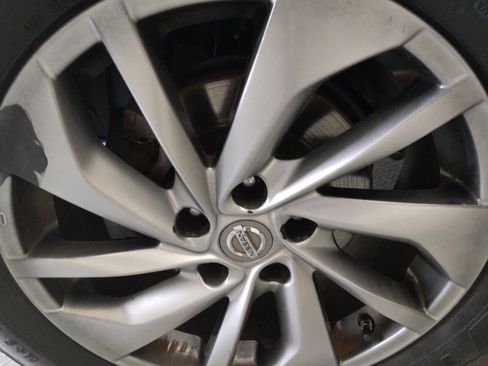 Used 2015 Nissan Rogue SL w/ SL Premium Package image 31