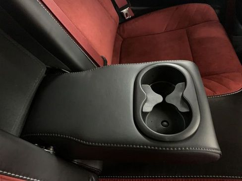 Used 2016 Dodge Challenger SRT Hellcat image 25