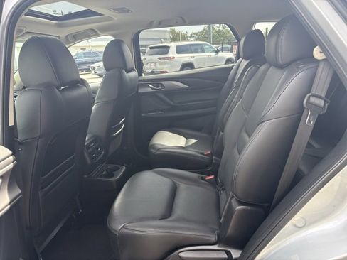 Used 2023 MAZDA CX-9 Touring image 31